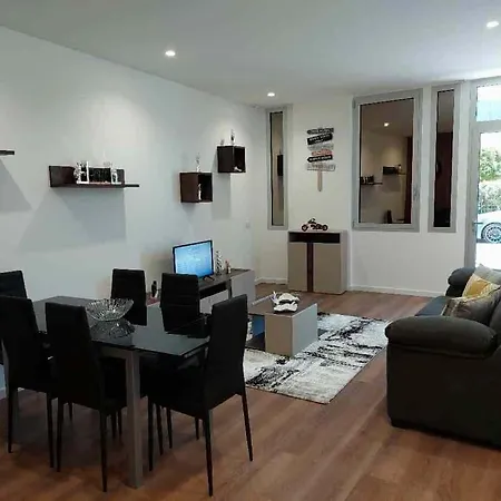 Apartament *